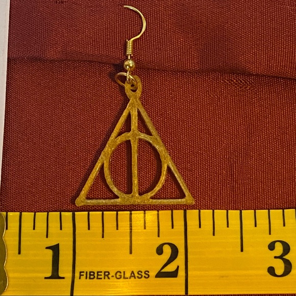 Deathly Hallows Emblem 3D Printed Earrings - Picture 4 of 4